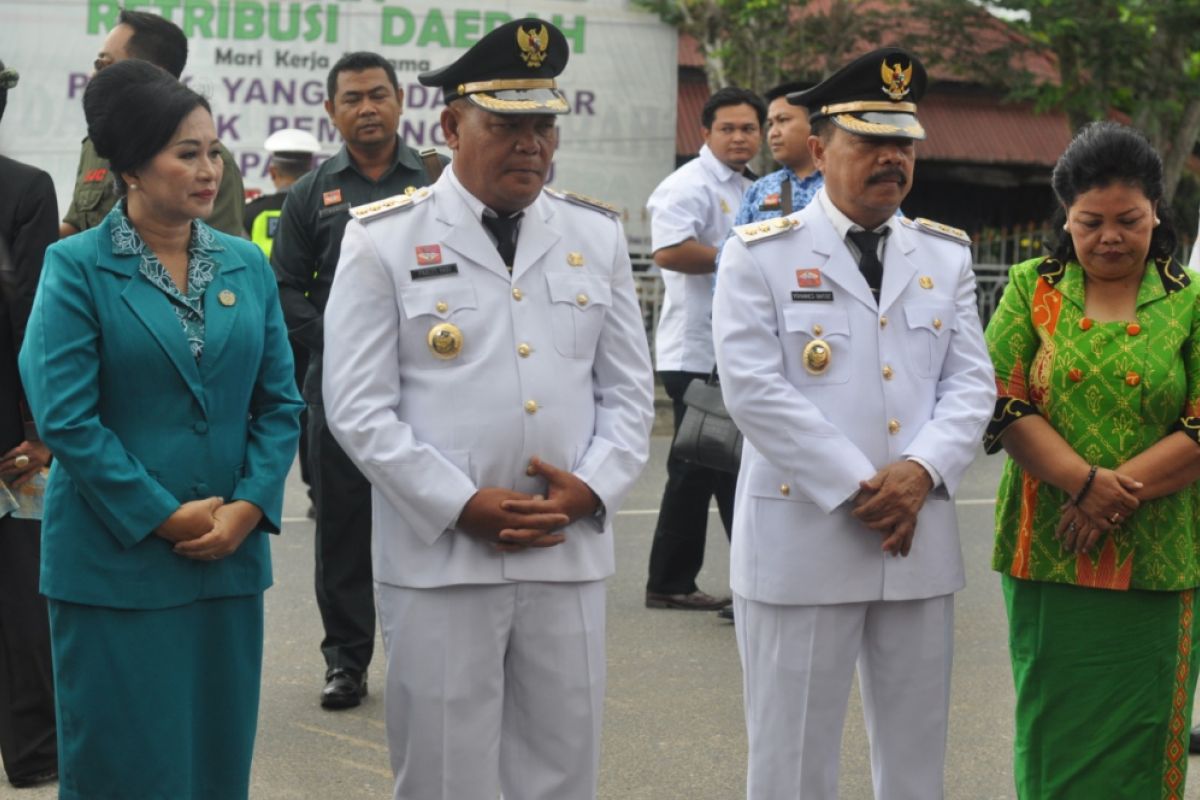 Tonton hiburan rakyat malam ini di Sanggau