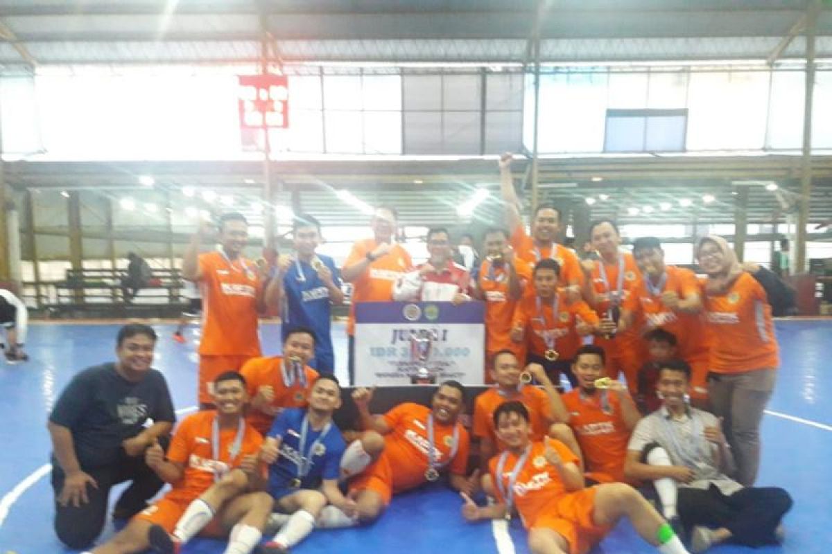 Samarinda Jawara Turnamen Futsal IKA PTK Kaltim 2019