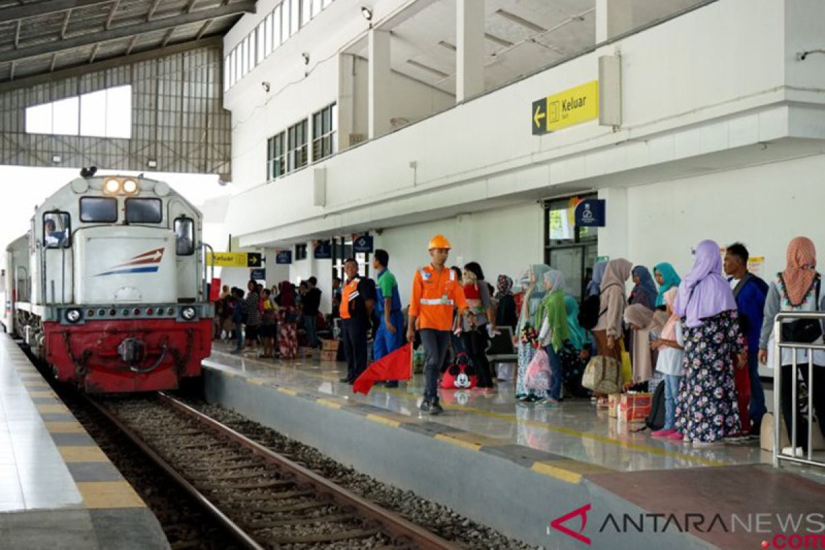 KAI: Tiket kereta Lebaran bisa dibeli mulai besok