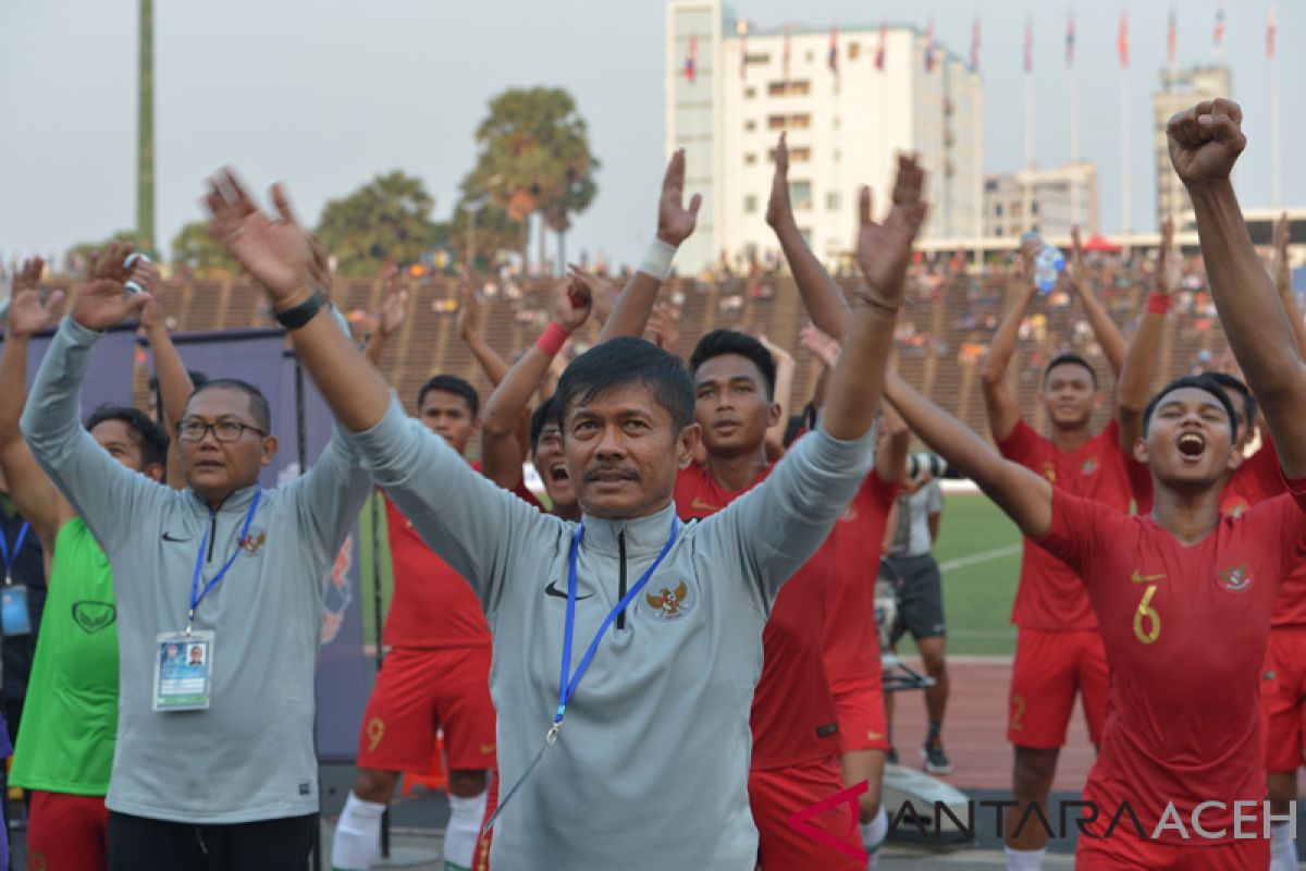 Tendangan bebas Luthfi antar Indonesia ke final