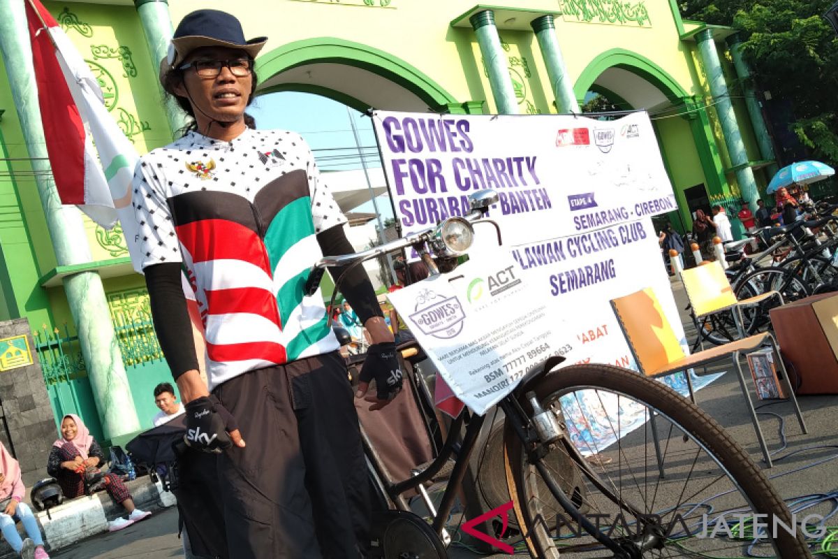 Sukarelawan MRI-ACT galang donasi dengan "gowes" untuk korban tsunami Banten