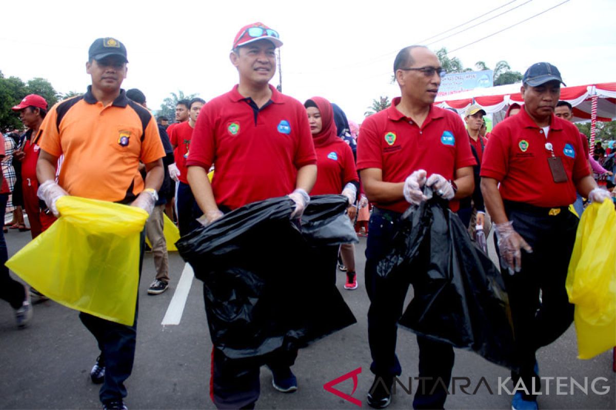 Perlu program berjenjang untuk tangani masalah sampah di Kalteng