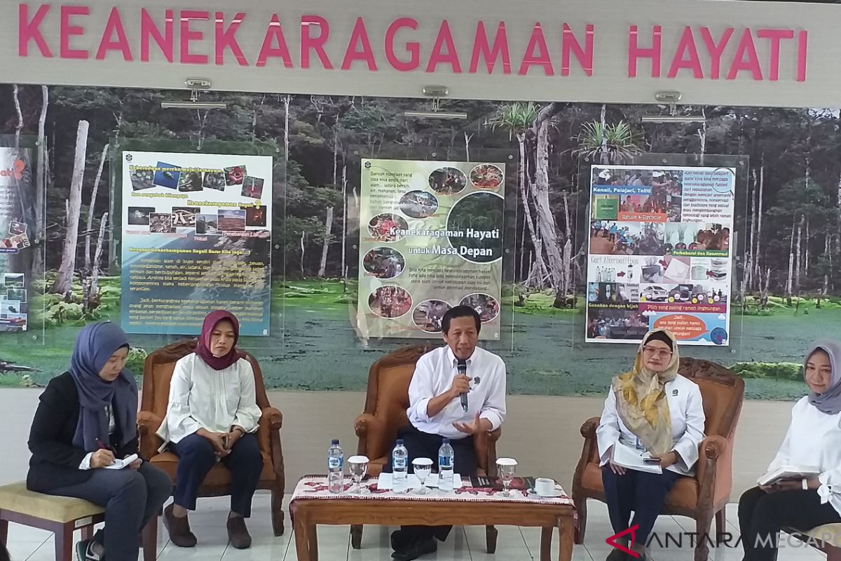 LIPI perkenalkan dua jenis tanaman langka