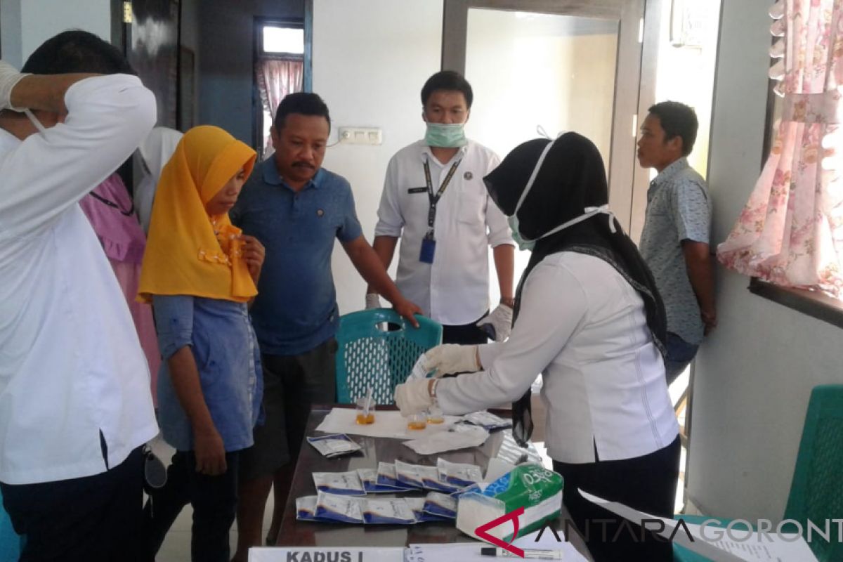 BNN Gorontalo Utara Lakukan Tes Urine Bagi Aparat Desa