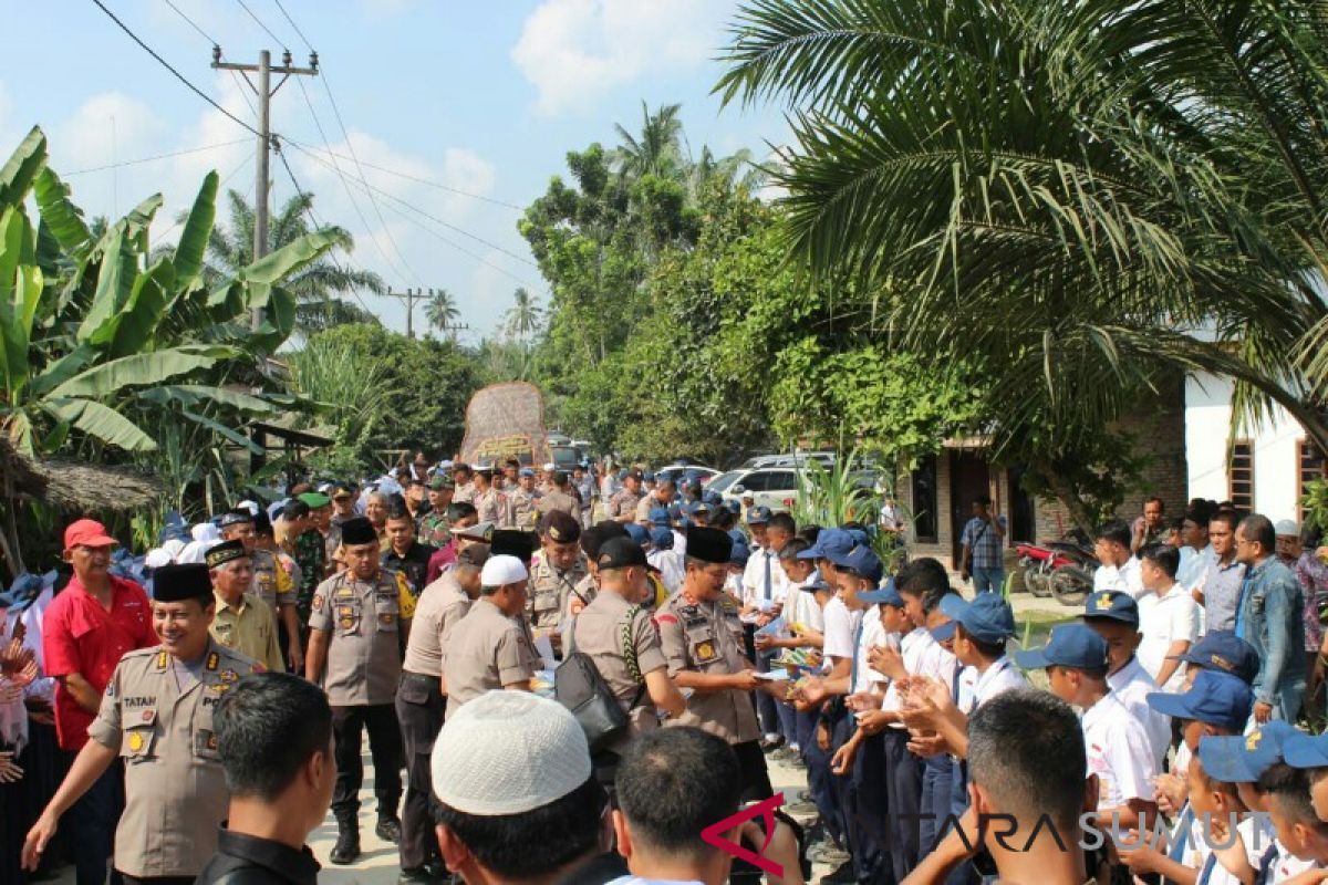 Kapolda Sumut silahturahmi dengan ribuan masyarakat di Asahan