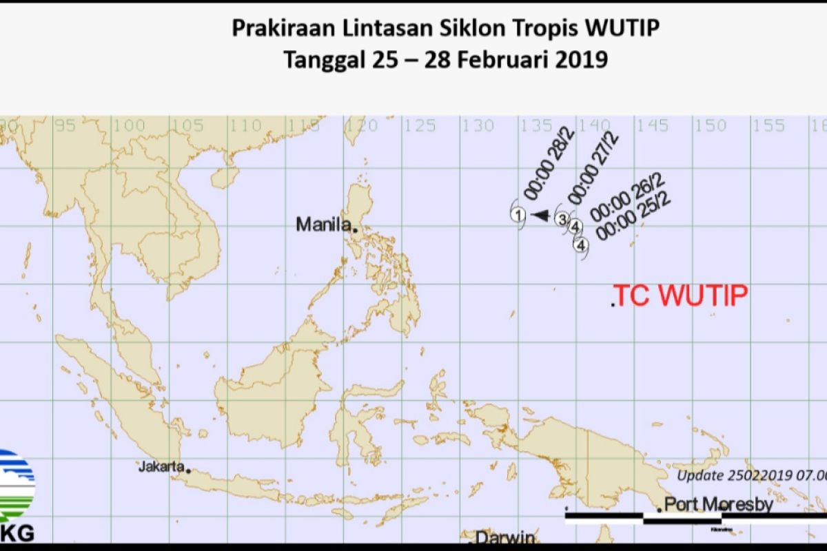 Topan Wutip terpantau di Samudra Pasifik Filipina berdampak gelombang tinggi