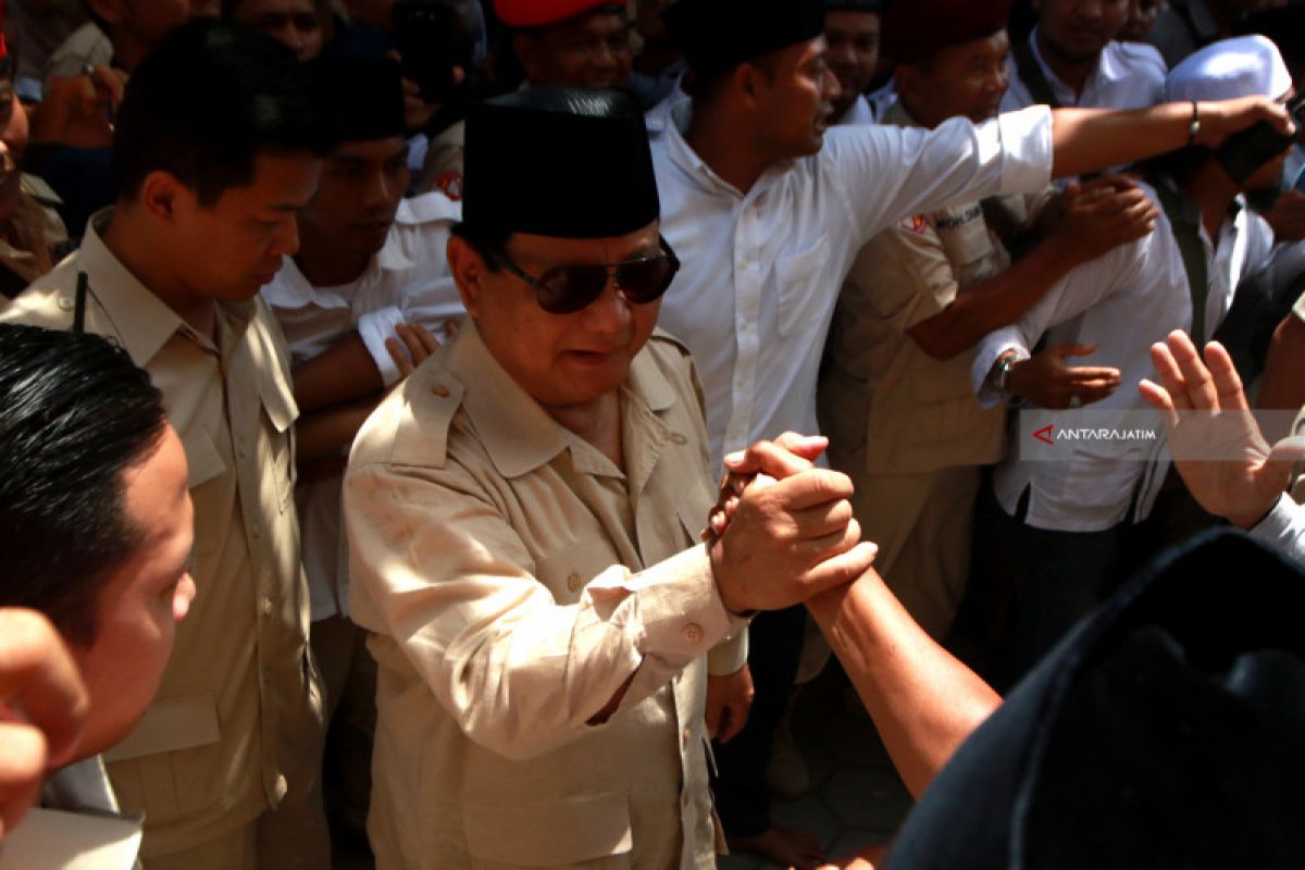 Silaturahim Prabowo ke Pengasuh Ponpes Salafiyah Syafi'iyah Situbondo Tidak Membicarakan Pilpres