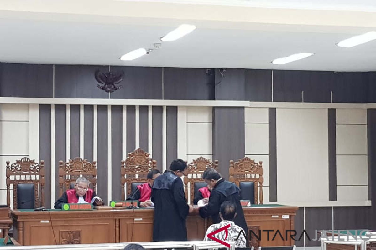 Pejabat didakwa hilangkan dana Kasda Pemkot Semarang Rp26,7 miliar
