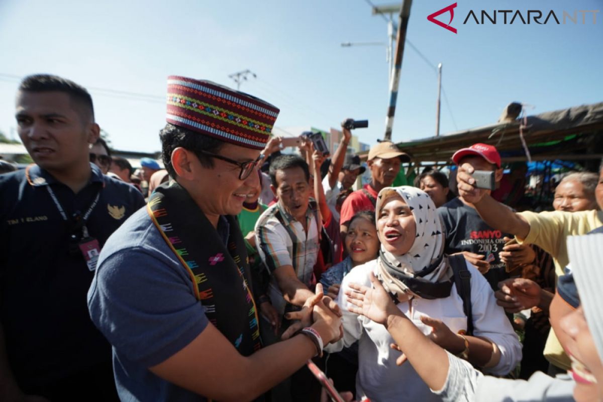 Para pedagang minta Sandi perbaiki Pasar Waekesambi