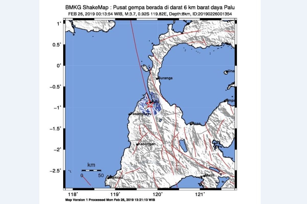 Gempa dangkal  di darat guncang Palu