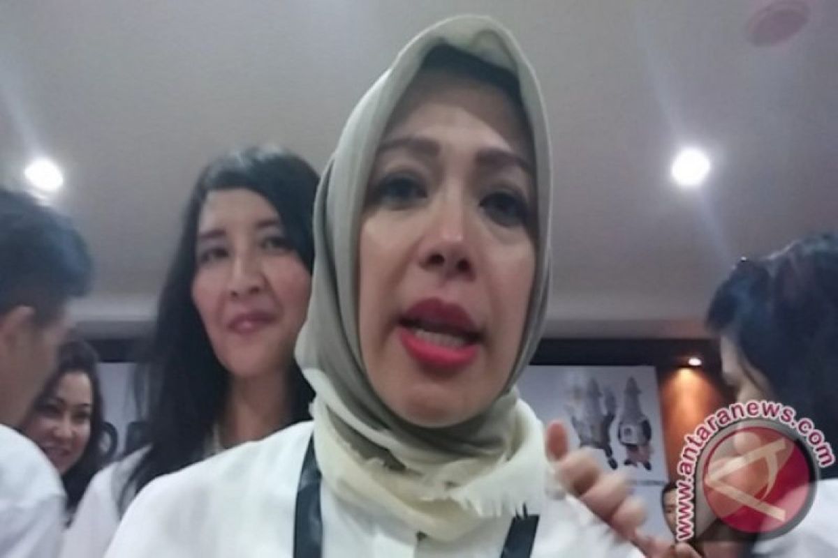 Nur Asia, Istri Sandiaga Uno berikan dukungan moral kepada Dhani