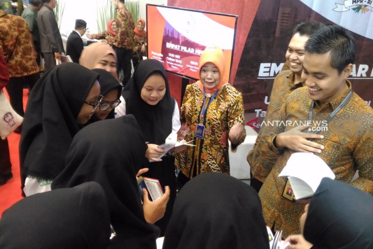 Stand MPR semarakan pameran 'Kampung Hukum 2019' Jakarta