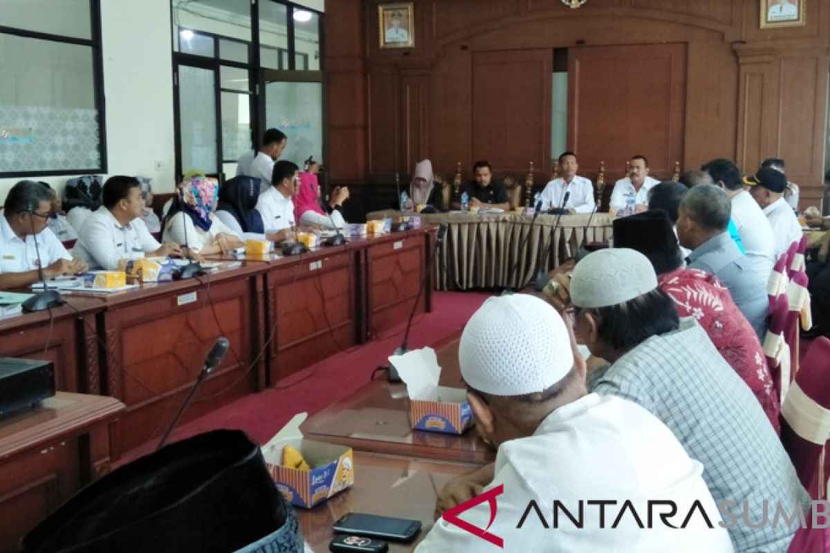 Pemkot Pariaman relokasi pedagang awal pekan kedua Maret