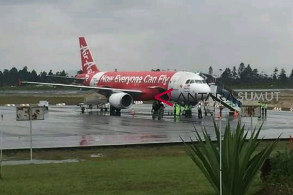 1 Maret, AirAsia tutup rute Silangit-Kuala Lumpur