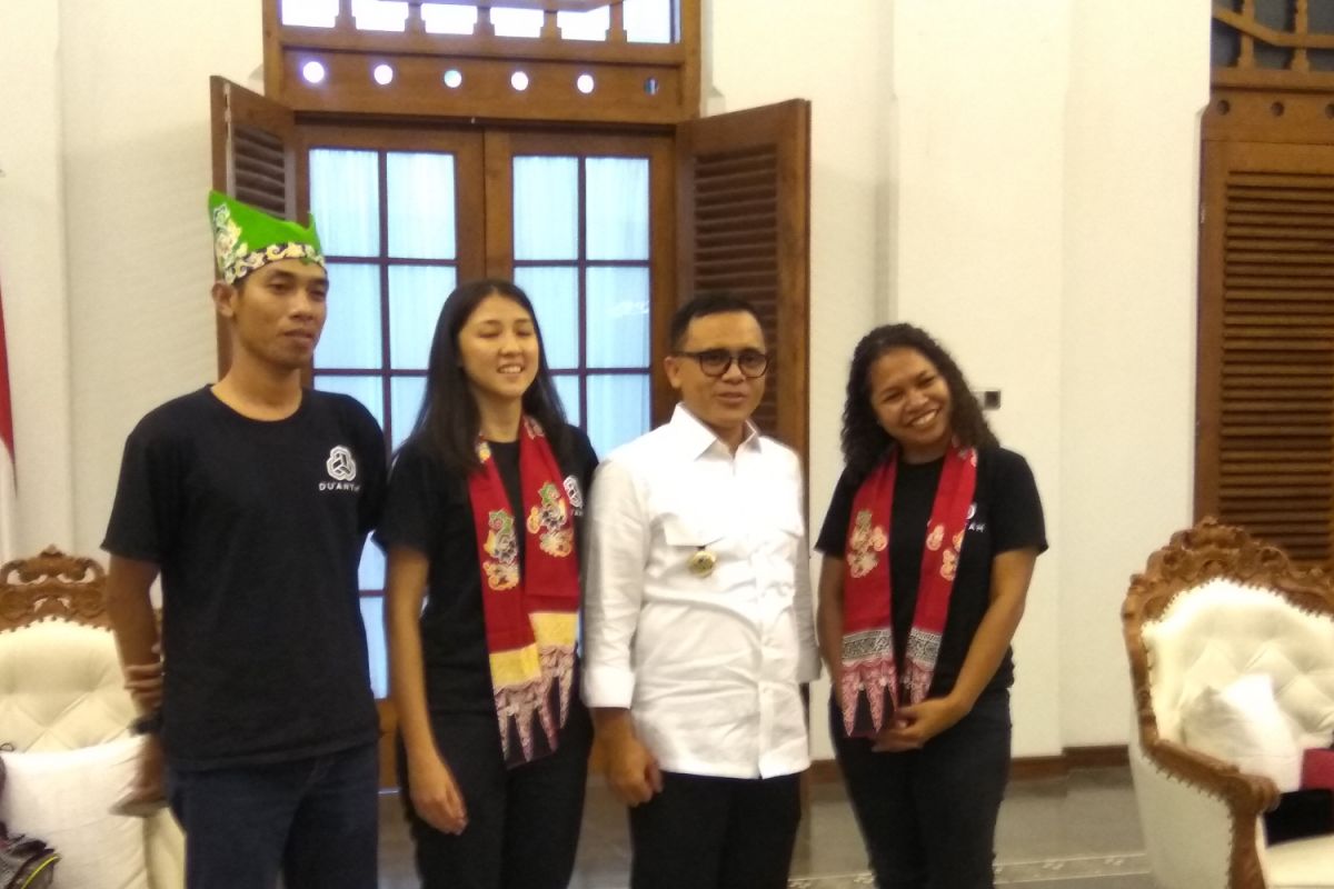 Pemkab Banyuwangi Kolaborasi dengan Produsen Souvenir Asian Games