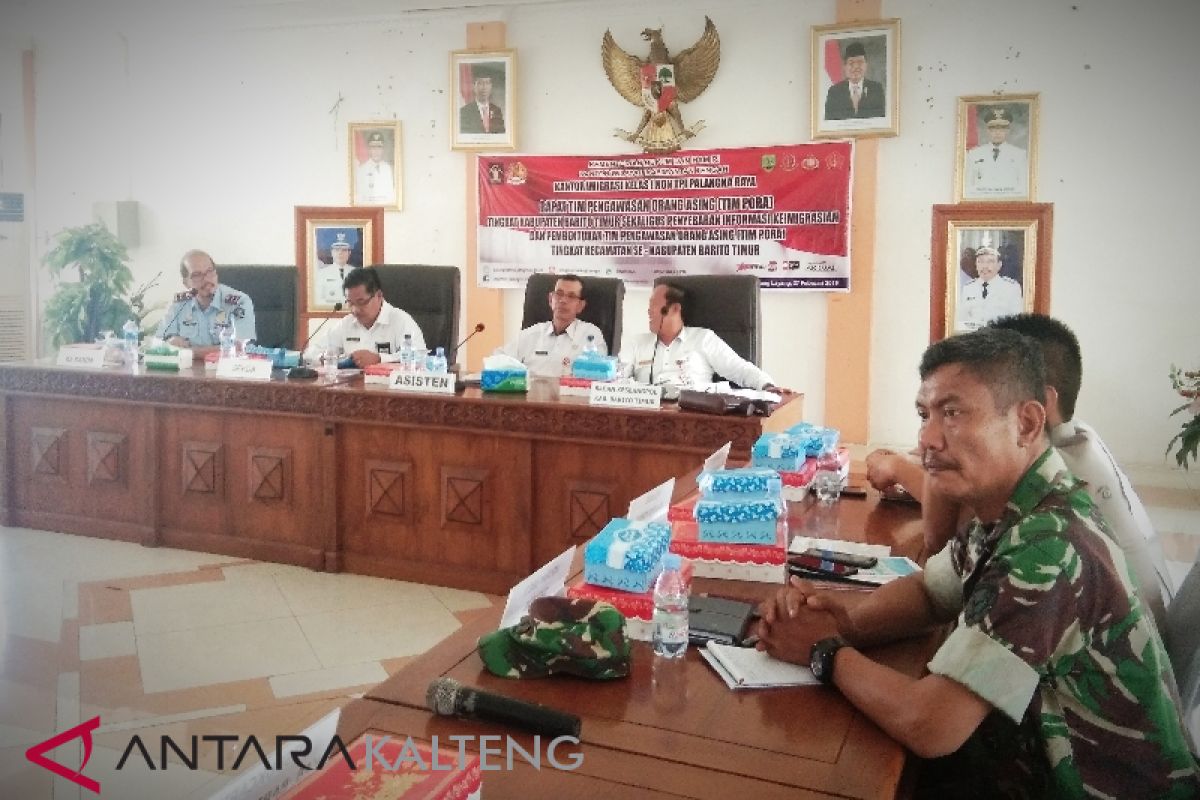 Tim Pora kecamatan perkuat pengawasan TKA di Barito Timur