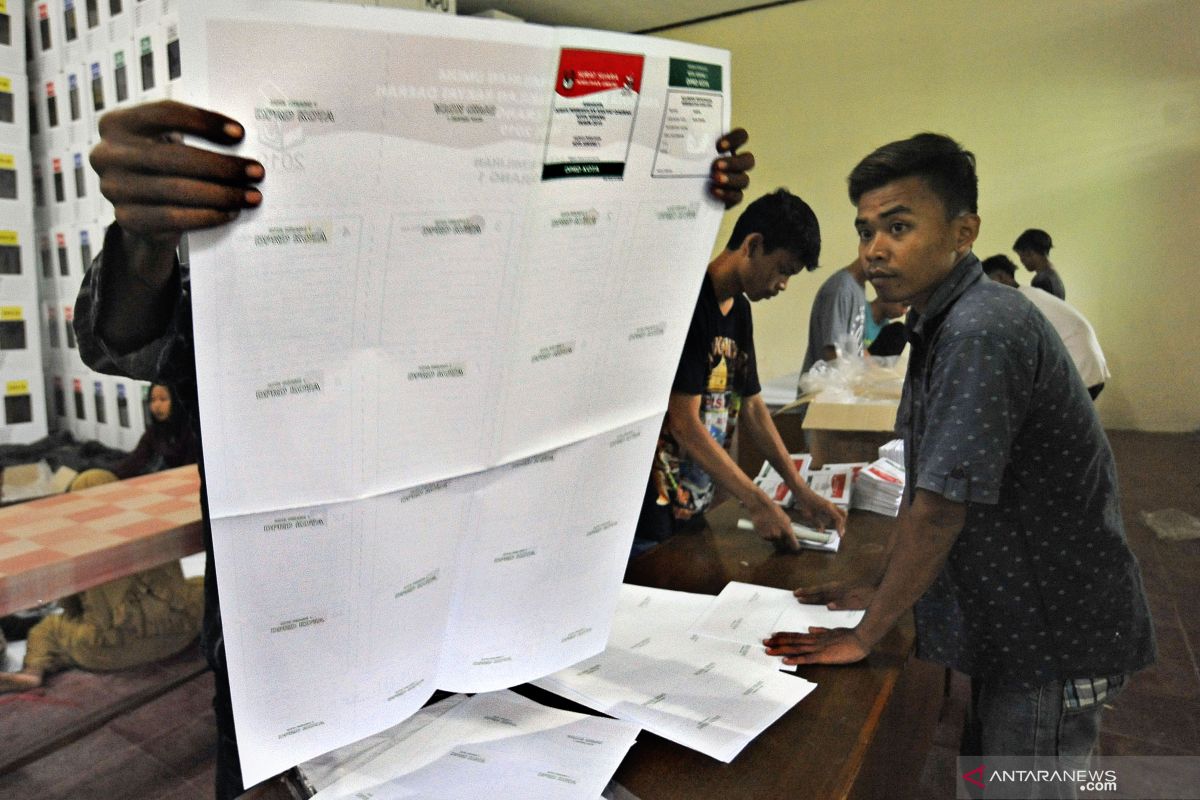 11.655 surat suara rusak di Surakarta rusak
