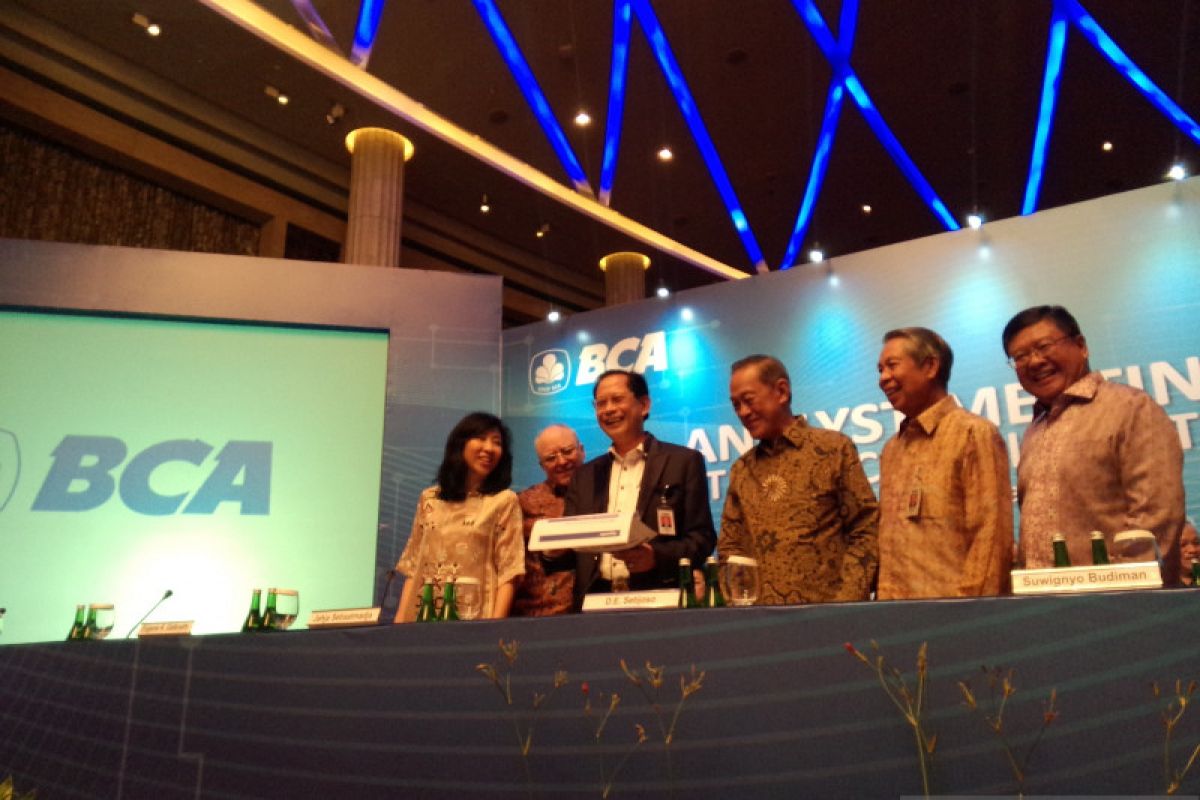 BCA`s net profit increased 10.9 percent to Rp25.9 trillion last year