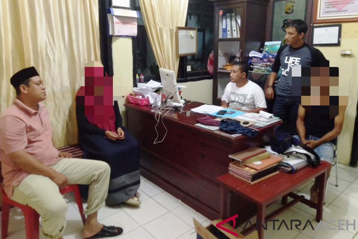 Pasangan selingkuh asal Nagan Raya diserahkan ke keluarga, hukuman tetap berlanjut