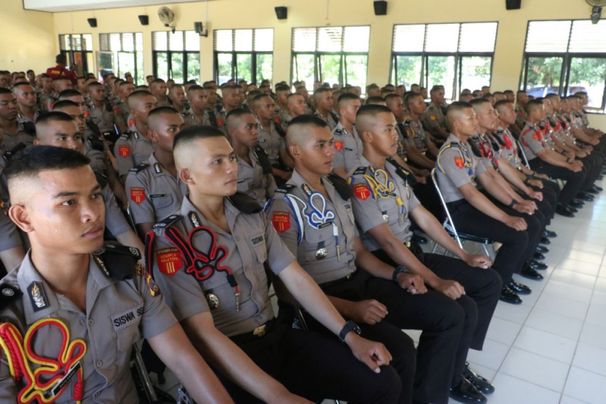Kapolda Sulteng bekali siswa SPN yang siap dilantik jadi anggota Polri