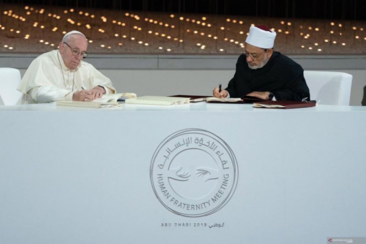 Paus dan Iman Al Azhar tanda tangani Deklarasi Abu Dhabi