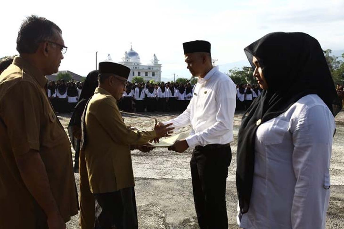 Wabup minta tenaga kesehatan Aceh Besar beri pelayanan prima