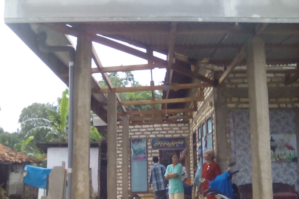 Whirlwind Damages 52 Homes in Pamekasan, Madura
