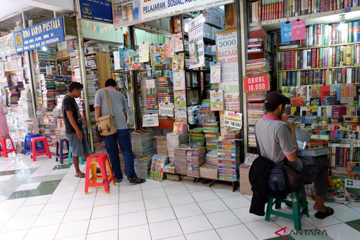 Novel paling laris terjual di "Shopping Center" Yogyakarta