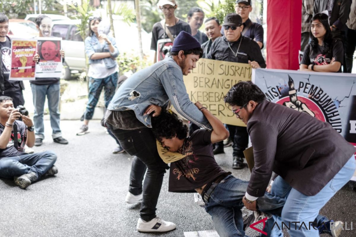 Solidaritas Jurnalis Bali datangi Kemenkumham terkait remisi pembunuh Prabangsa