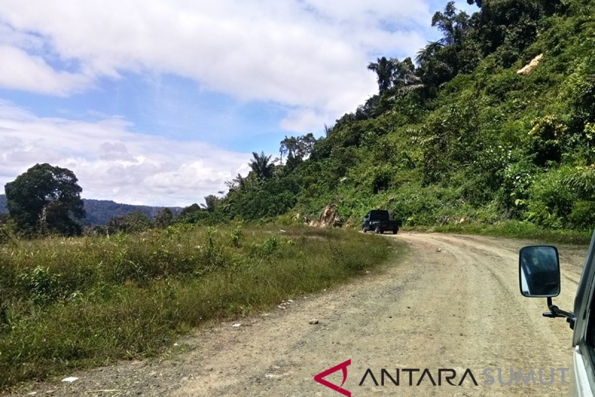 Jalur alternatif Jalan Nasional Lintas Tengah Batu Jomba bisa dilalui