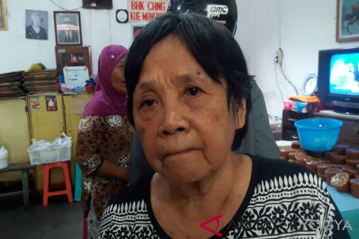 Pengrajin kue keranjang  Yogyakarta kebanjiran pesanan jelang Imlek (VIDEO)