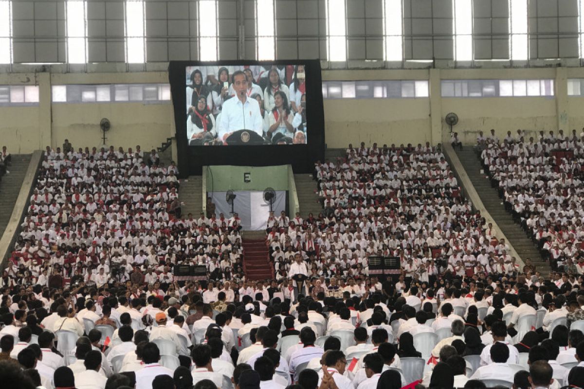 Jokowi janji jawab keinginan THL Pertanian untuk jadi ASN pekan ini