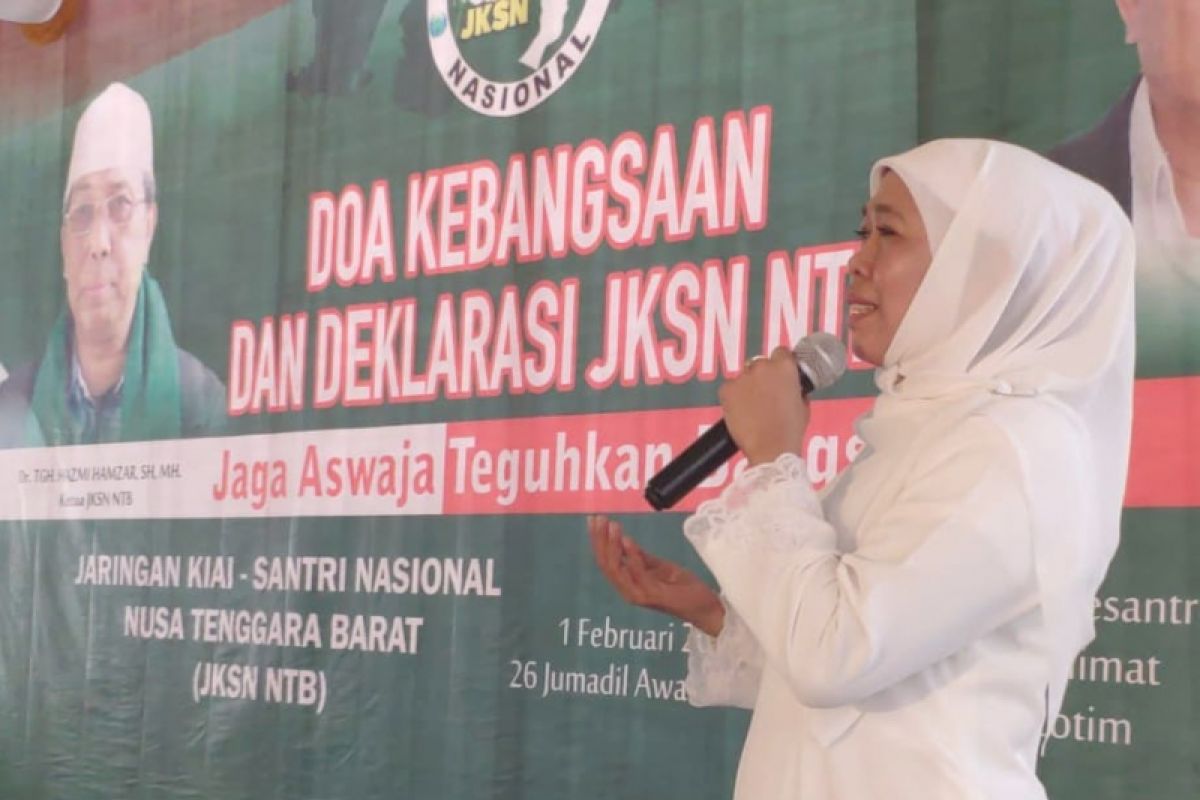 Khofifah hadiri pelantikan deklarasi Jaringan Kiai Santri Nasional NTB