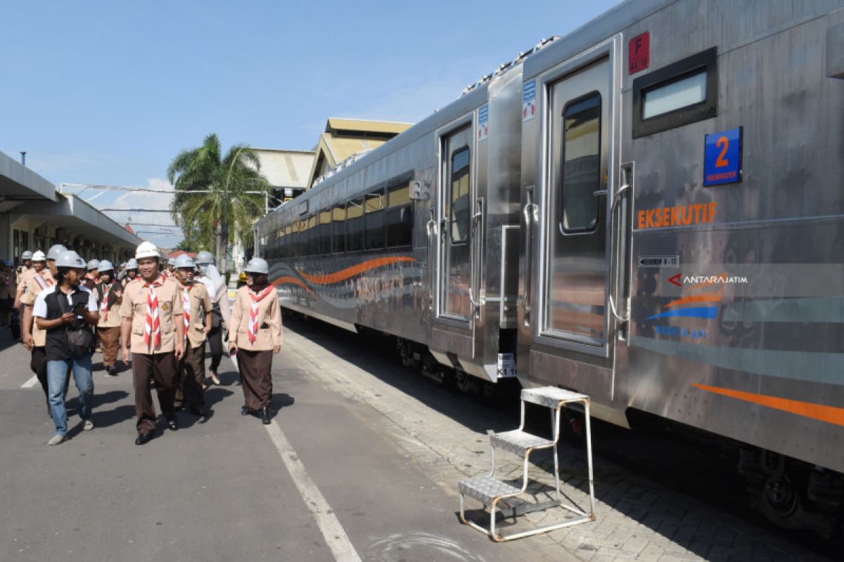 Pabrik KA Banyuwangi mampu produksi empat gerbong/hari