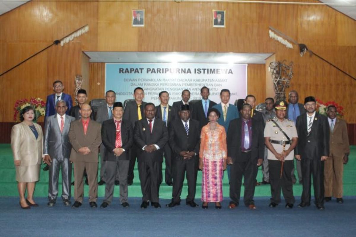 DPRD Asmat lantik satu anggota PAW