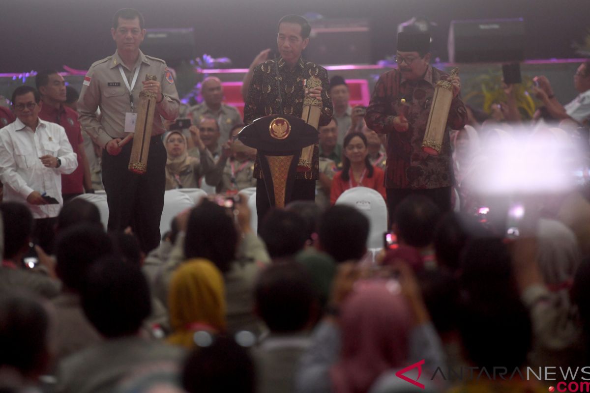 President Jokowi calls for materialization of early warning system