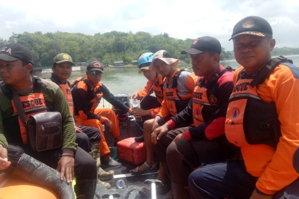 Tim SAR Gabungan Lanjutkan Pencarian Korban Tenggelam di Bojonegoro