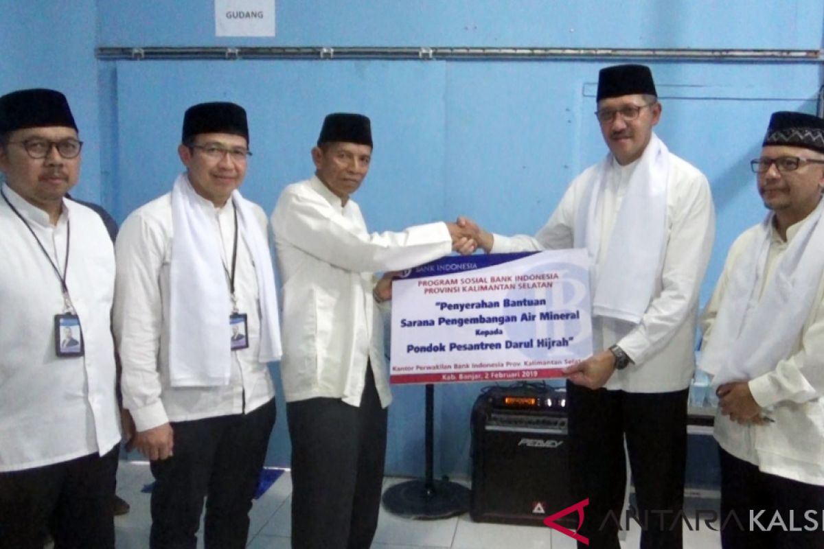 Bank Indonesia  kembangkan ekonomi syariah di pondok pesantren