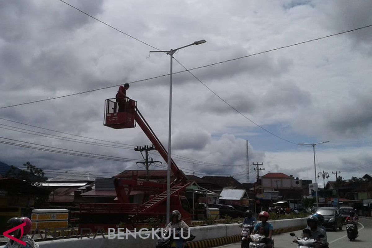 Rejang Lebong butuh 15.000 titik lampu jalan