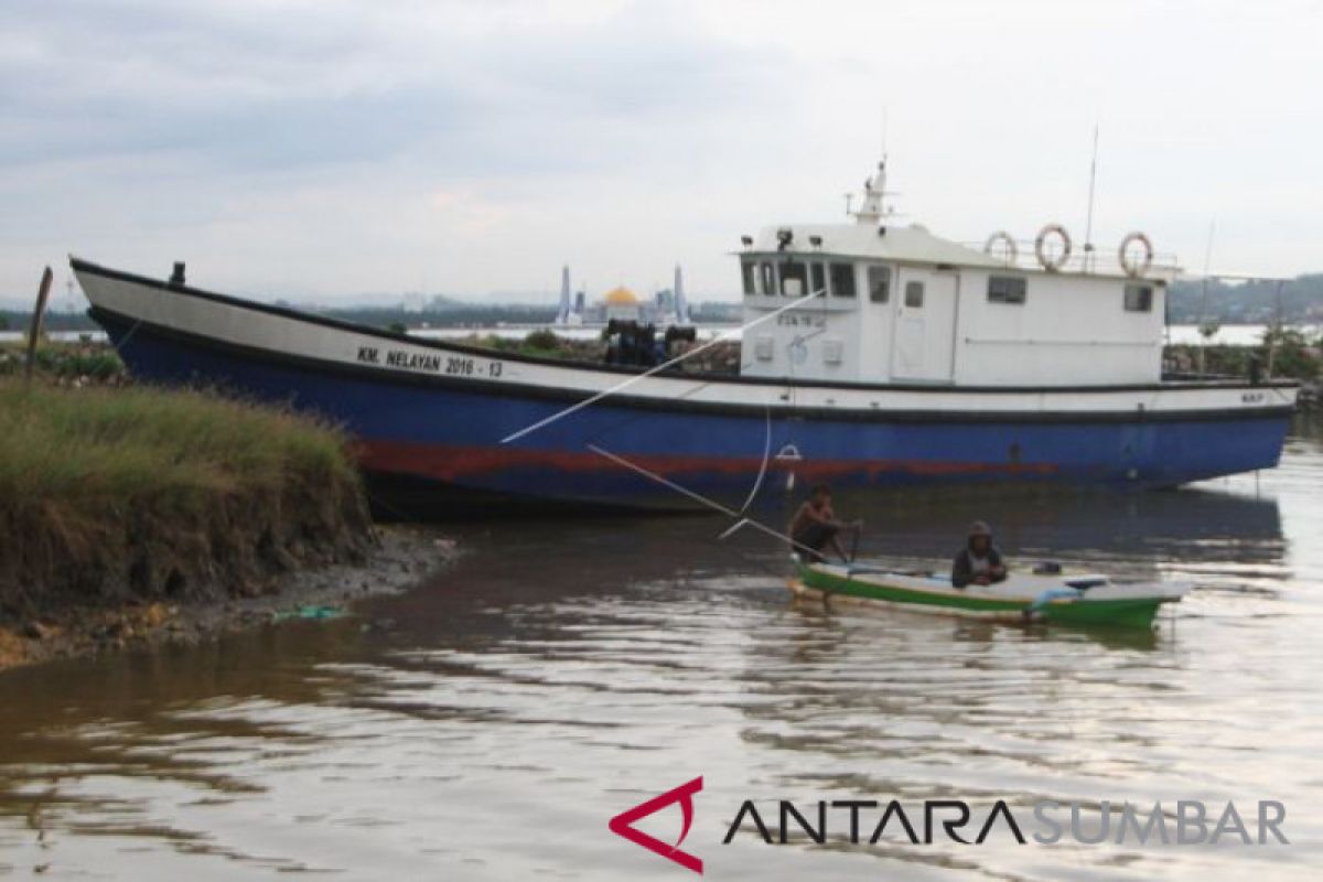 Pemda Diminta Tangani Sedimentasi Teluk Kendari