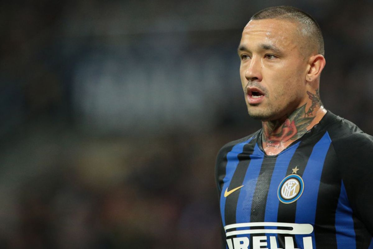 Radja Nainggolan pulang ke Cagliari