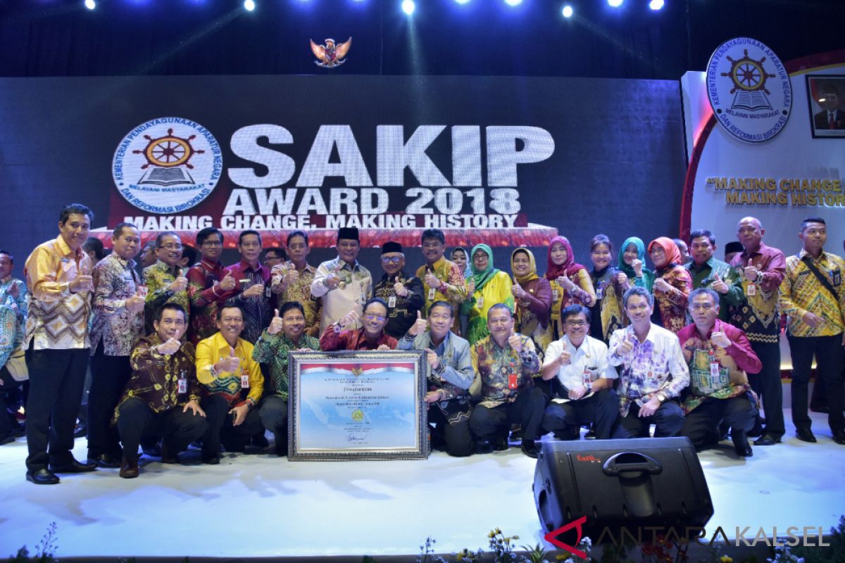 S Kalimantan, East Java win the best national SAKIP