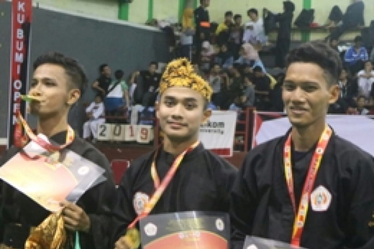 Mahasiswa IKIP BU Malang Raih Juara Pencak Silat Asia-Eropa