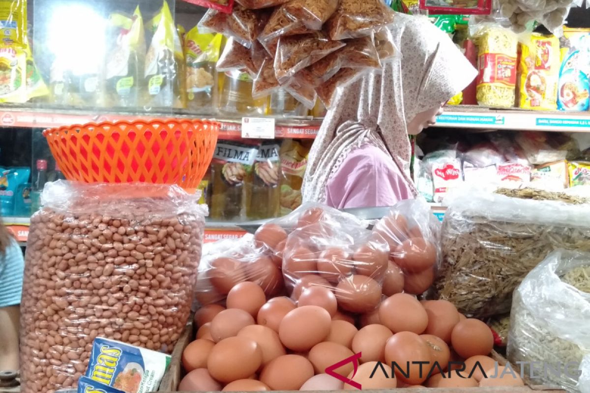 Harga telur ayam ras bervariasi