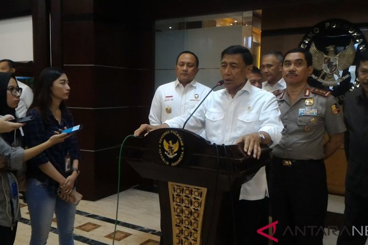 Wiranto tantang Kivlan buktikan tuduhan dalang kerusuhan Mei 1998