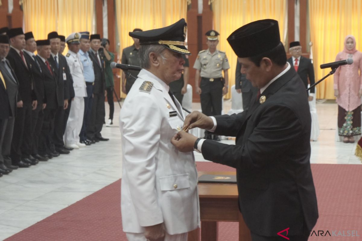 Ahmad Chairansyah dilantik jadi bupati HST