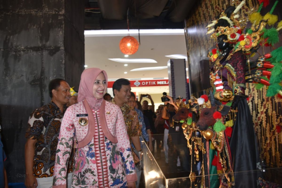 Bupati Jember Harapkan Pusat Perbelanjaan Jadi Wisata Edukasi