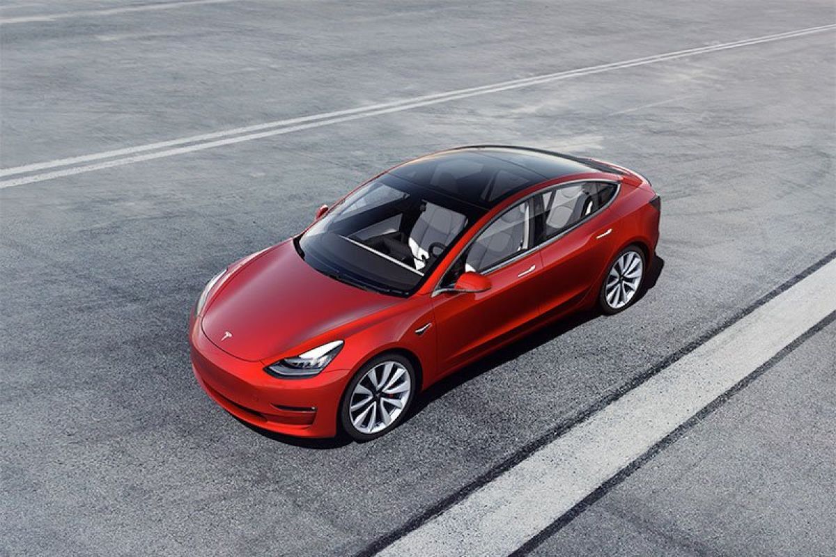 Tesla Model 3 dijual di bawah Rp500 juta