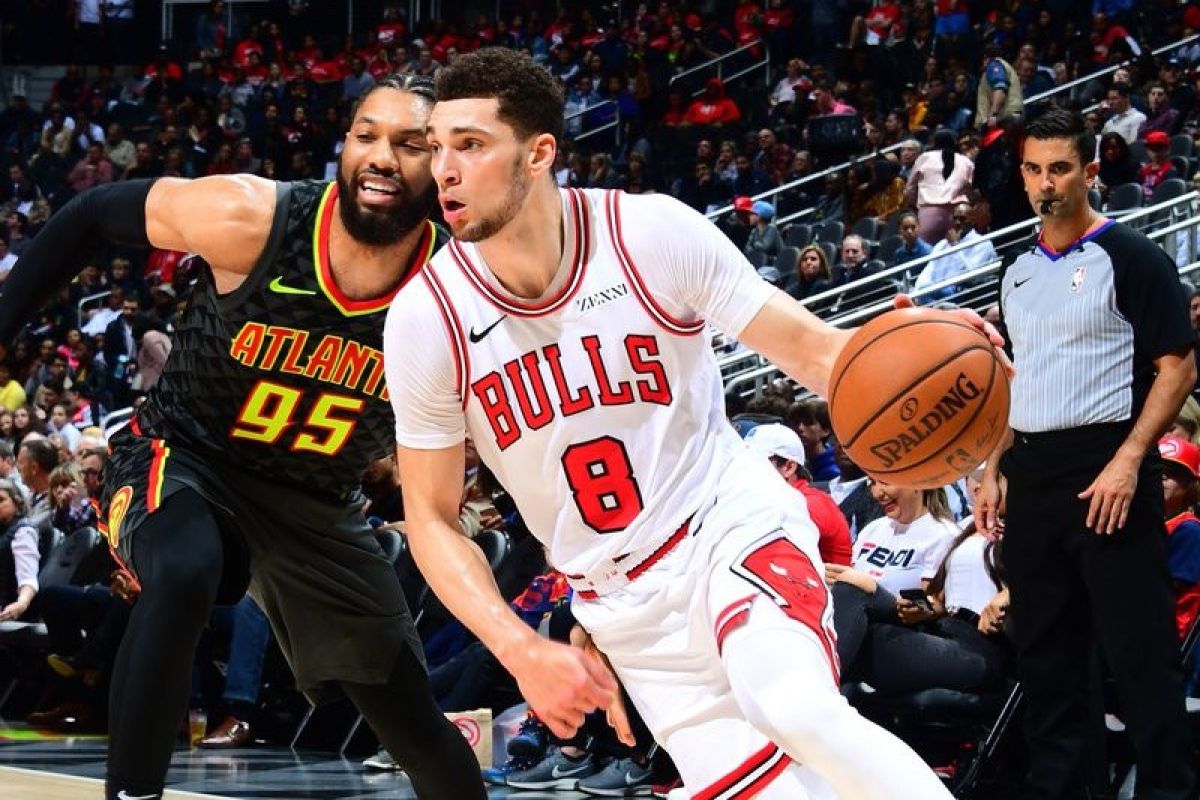 Lewat empat kali overtime, Bulls jinakkan Hawks 168-161