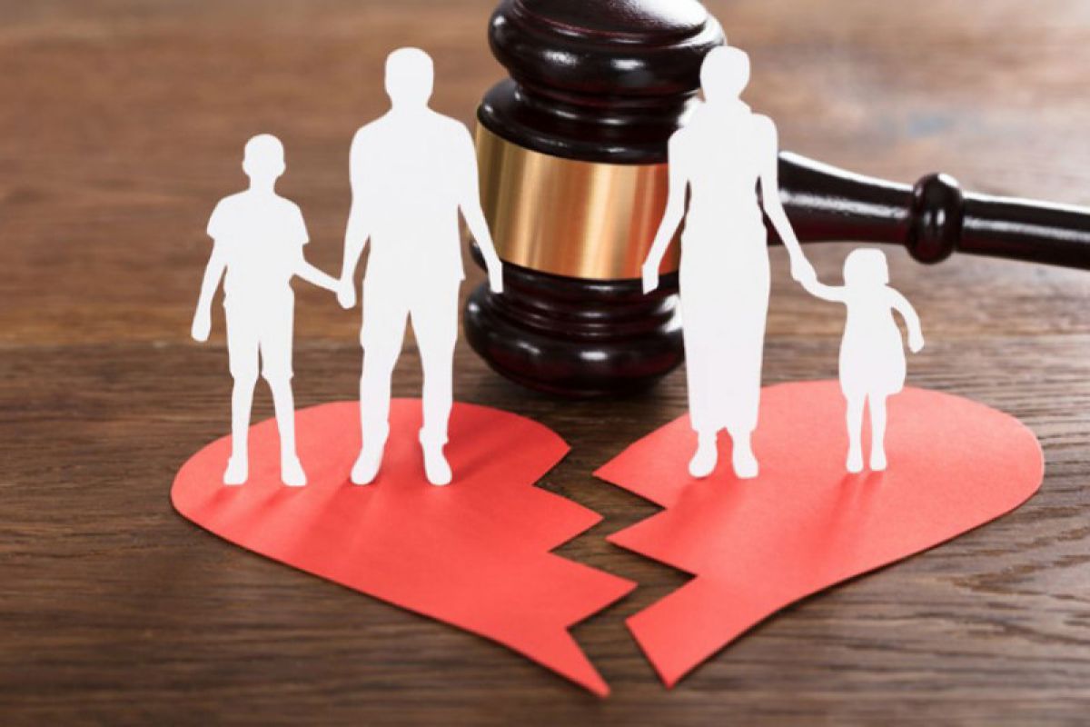 Penyebab perceraian di daerah ini masih tinggi, disebabkan faktor ekonomi
